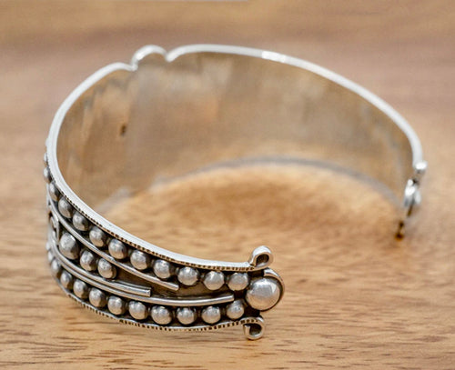 Vintage Style Cuff Bracelet W/Center Bead Cross