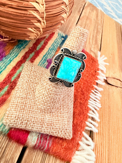 Old Pawn Handcrafted Turquoise & Sterling Silver Ring Size 7
