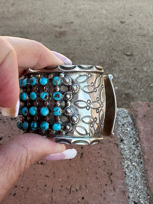 Estate Collection Old Pawn Navajo Sterling Silver & Turquoise Snake Eye Cuff Bracelet /