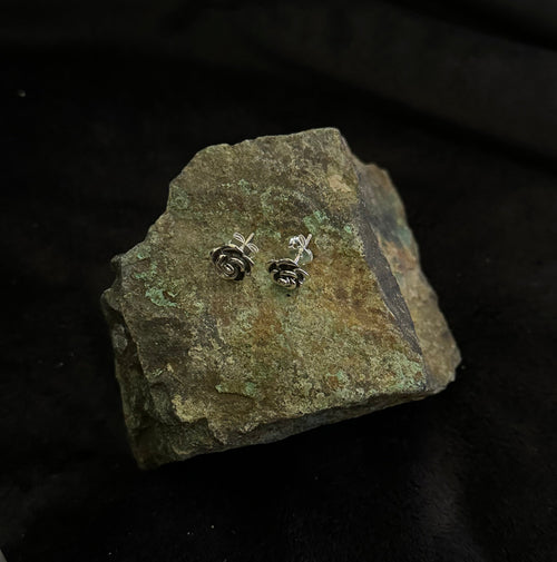 Vintage Style Flower Stud Earrings