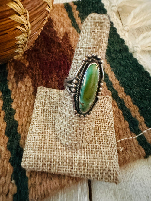 Old Pawn Handcrafted Turquoise & Sterling Silver Ring Size 7.75