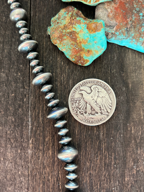 Vinita Cowboy Handmade 6, 8 & 13mm Sterling Silver Navajo Pearl Mixed Saucer Necklace, 21 inches