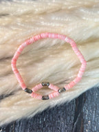 Handmade Sterling Silver Queen Pink Conch Collection: Stretchy Beaded Bracelet
