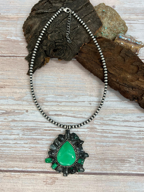 Handmade Sterling Silver Emerald Rose Beaded Necklace with Signed Nizhoni