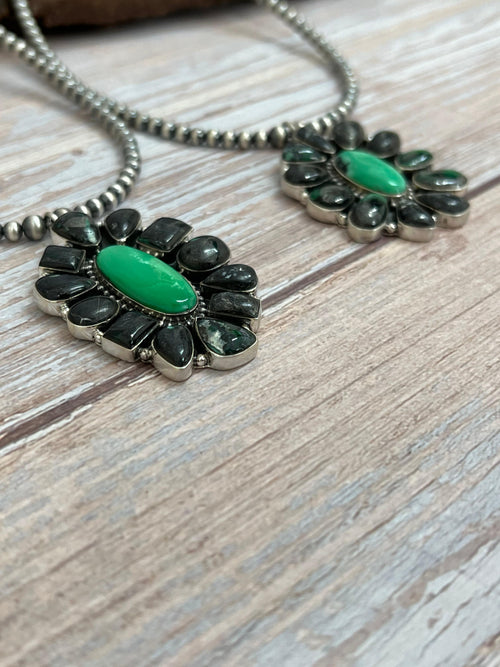 Handmade Sterling Silver Emerald Rose Beaded Necklace with Signed Nizhoni