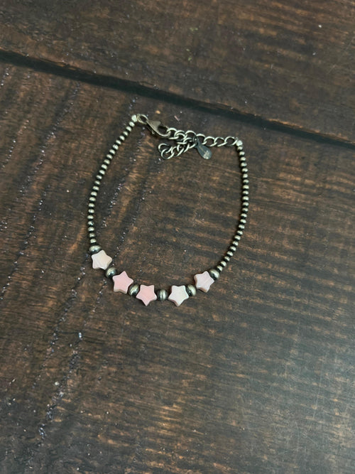 Handmade Sterling Silver Pink Conch Beaded Star Bracelet with Signed Nizhoni (7)