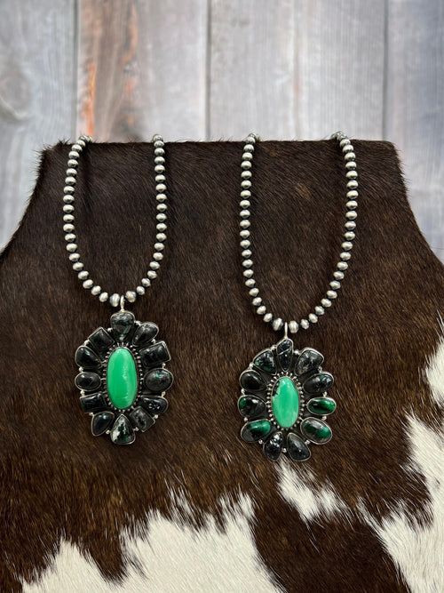 Handmade Sterling Silver Emerald Rose Beaded Necklace with Signed Nizhoni