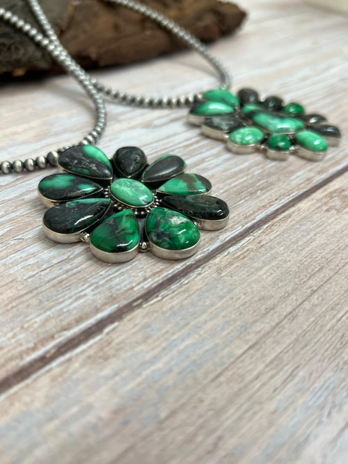 Handmade Sterling Silver Emerald Rose Beaded Necklace with Signed Nizhoni