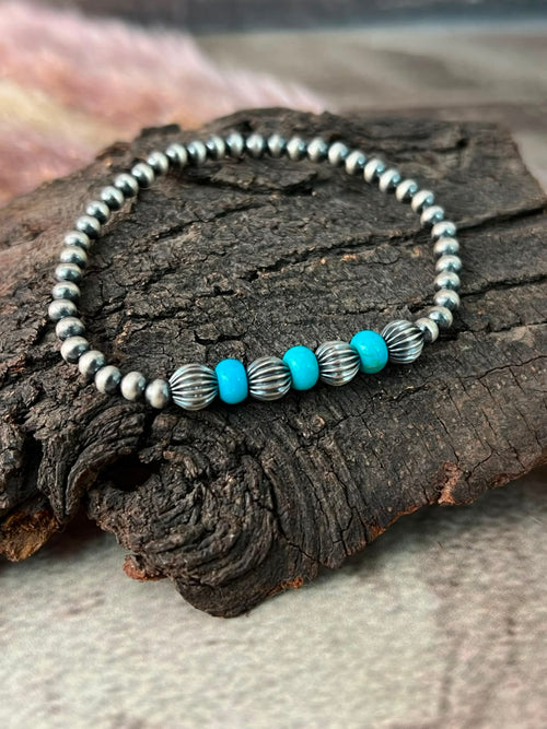Handmade Sterling Silver Kingman Turquoise Stretchy Beaded Bracelet