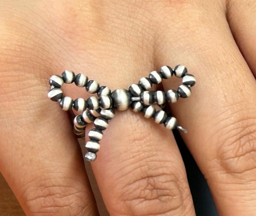 The Sterling Silver Bow Tie Handmade Sterling Silver Pearl Beaded Stretch Ring