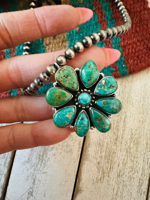 ** Christmas Collection ** Handmade Sterling Silver & Emerald Valley Beaded Necklace Signed Nizhoni