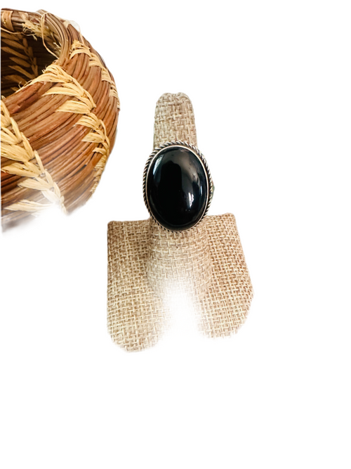 Old Pawn Navajo Sterling Silver & Onyx Ring Size 6.5