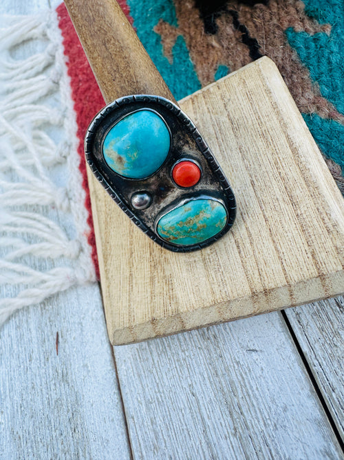 Old Pawn Navajo Sterling Silver, Turquoise & Coral Ring Size 11