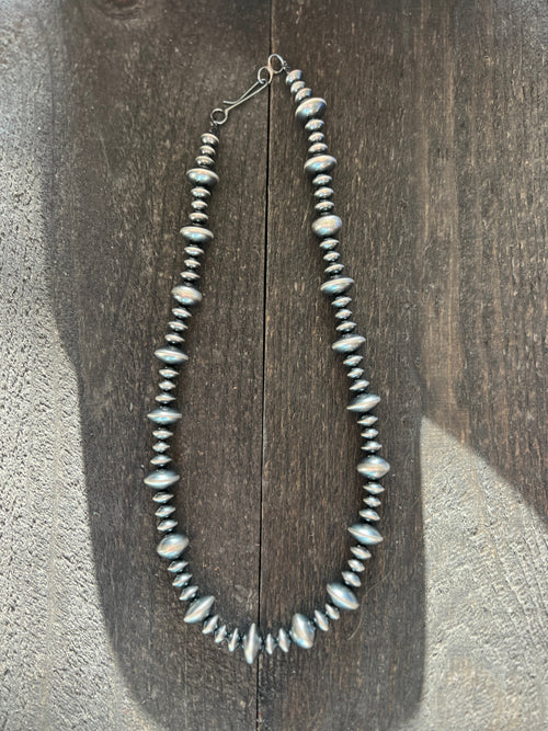 Vinita Cowboy Handmade 6, 8 & 13mm Sterling Silver Navajo Pearl Mixed Saucer Necklace, 21 inches