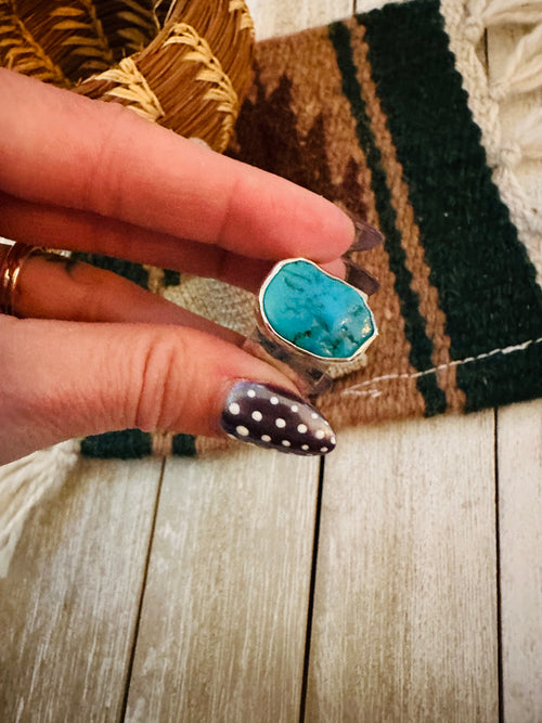 Old Pawn Handcrafted Turquoise & Sterling Silver Ring Size 8.5
