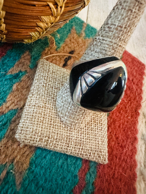 Old Pawn Navajo Sterling Silver & Onyx Ring Size 9.25