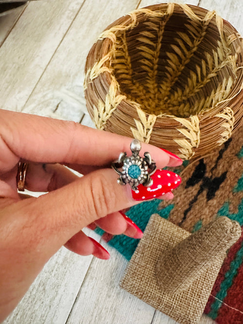 Old Pawn Navajo Sterling Silver & Turquoise Turtle Ring Size 2.75