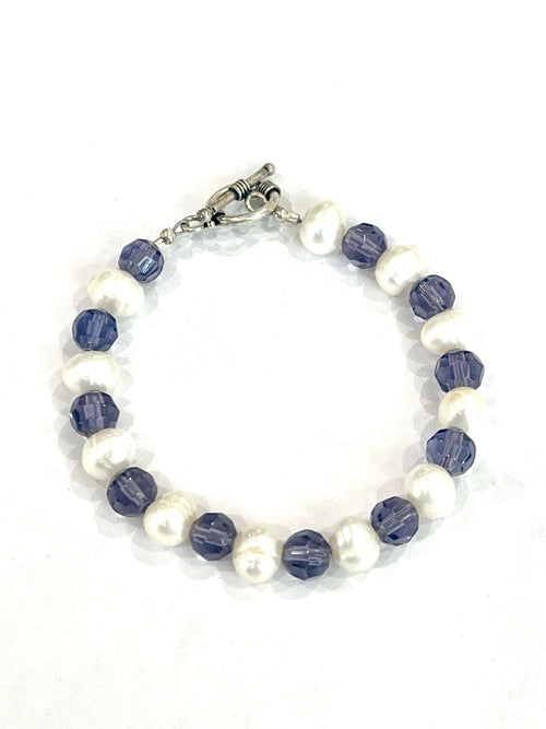 The Bijoux Vault Vintage Beaded Bracelet