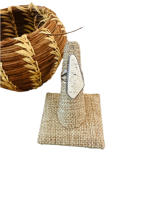 Old Pawn Navajo Sterling Silver & White Buffalo Ring