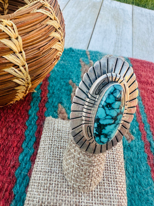 Old Pawn Handcrafted Turquoise & Sterling Silver Ring Size 6