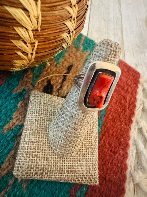 Old Pawn Navajo Sterling Silver & Coral Ring Size 5