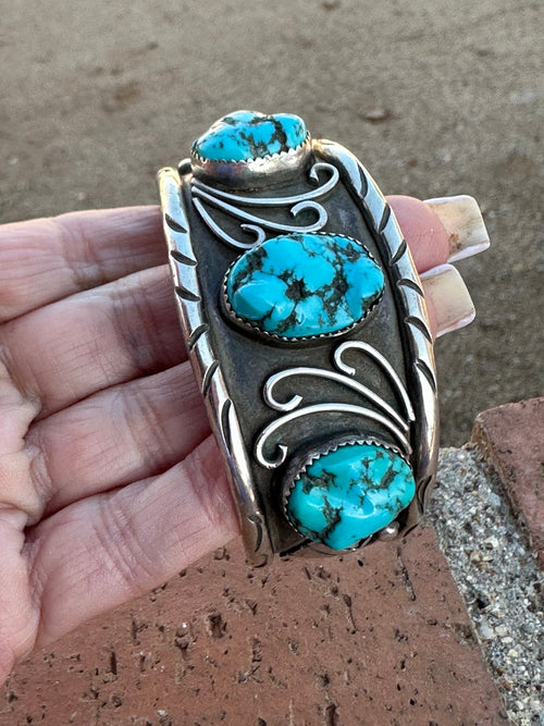 Estate Collection Old Pawn Navajo Sterling Silver & Natural Kingman 3 Stone Turquoise Cuff Bracelet /