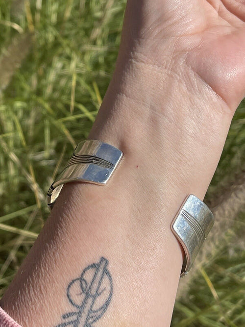 Handcrafted Vintage Sterling Silver Sleek Lined Cuff Bracelet by Steve Yellowhorse