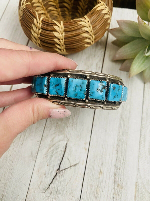 Navajo Old Pawn Vintage Kingman Turquoise & Sterling Silver Cuff Bracelet /