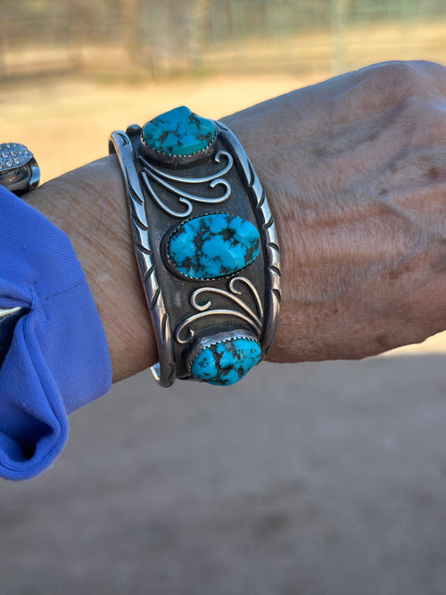 Estate Collection Old Pawn Navajo Sterling Silver & Natural Kingman 3 Stone Turquoise Cuff Bracelet /