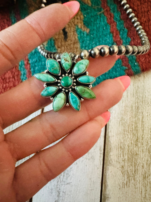 ** Christmas Collection ** Handmade Sterling Silver & Emerald Valley Beaded Necklace Signed Nizhoni