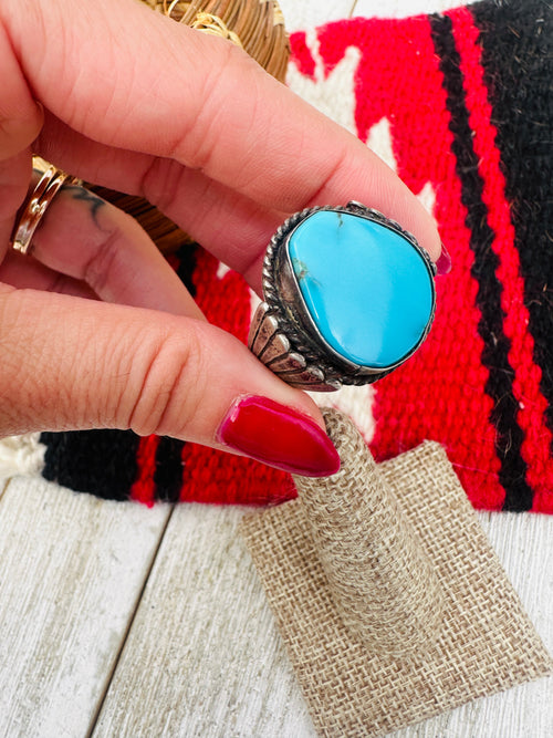 Old Pawn Handcrafted Turquoise & Sterling Silver Ring Size 9