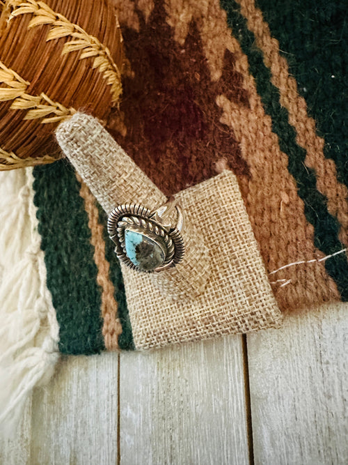 Old Pawn Handcrafted Turquoise & Sterling Silver Ring Size 9.25