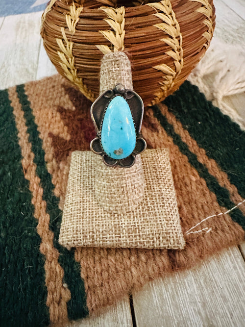 Old Pawn Handcrafted Turquoise & Sterling Silver Ring Size 7