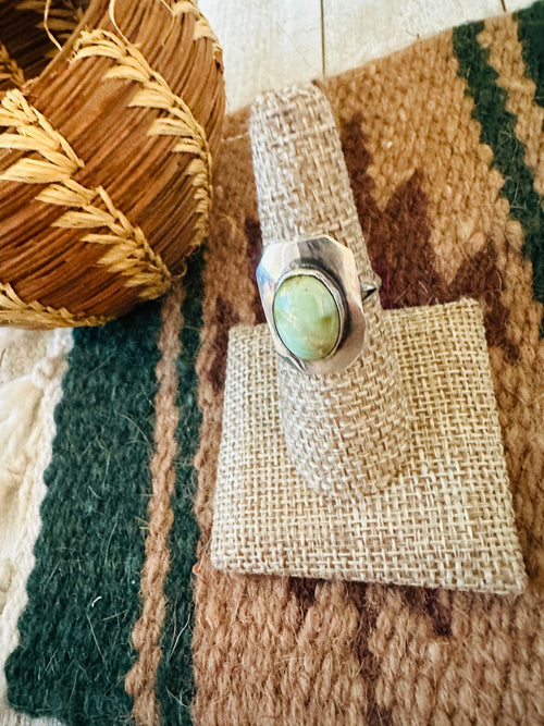 Old Pawn Navajo Sterling Silver & Turquoise Ring Size 7.75