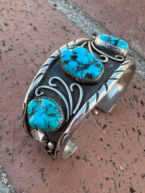 Estate Collection Old Pawn Navajo Sterling Silver & Natural Kingman 3 Stone Turquoise Cuff Bracelet /