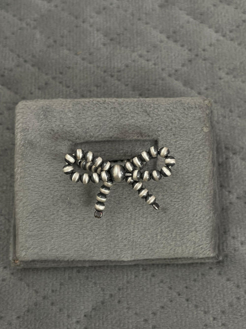 The Sterling Silver Bow Tie Handmade Sterling Silver Pearl Beaded Stretch Ring