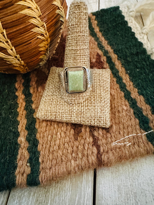 Old Pawn Handcrafted Turquoise & Sterling Silver Ring Size 12.5