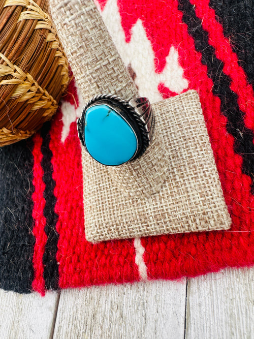 Old Pawn Handcrafted Turquoise & Sterling Silver Ring Size 9