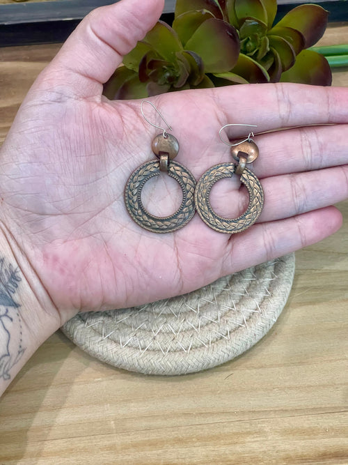 Vintage Handmade Copper Circle Dangle Earrings