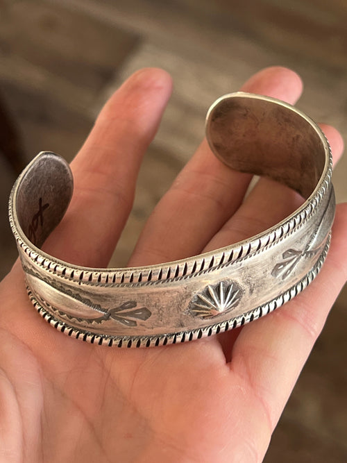Handcrafted & Hand Forged Old Pawn Sterling Silver Ingot Cuff Bracelet by Santa Fe Artist, Buffalo: The Concho