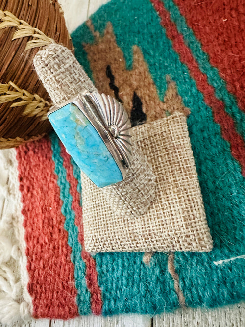 Old Pawn Handcrafted Turquoise & Sterling Silver Ring Size 9