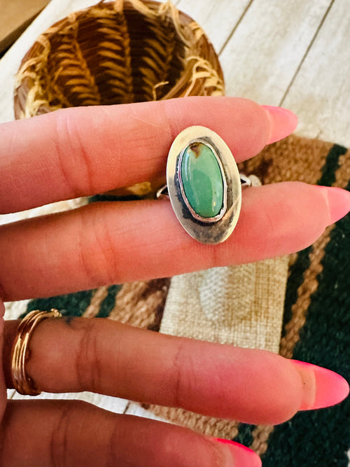 Old Pawn Navajo Sterling Silver & Turquoise Ring Size 7.75