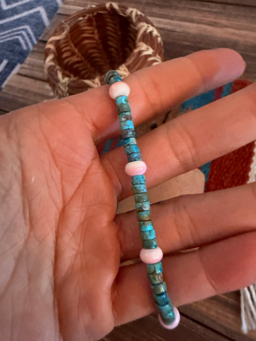 Handcrafted Turquoise & Queen Pink Conch Beaded Stretch Bracelet