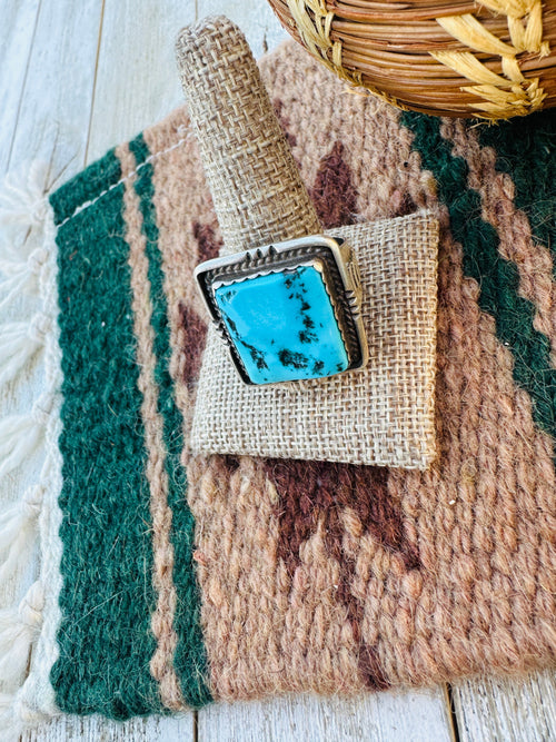 Old Pawn Handcrafted Turquoise & Sterling Silver Ring Size 14.25