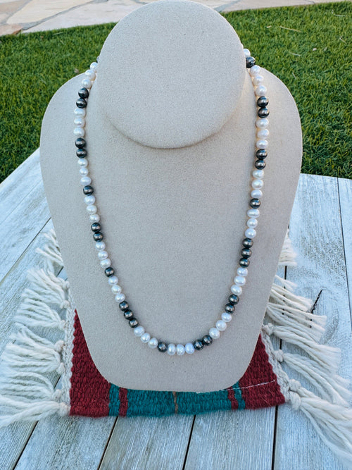 Sterling Silver Pearl & Freshwater Pearl 18” Beaded Necklace