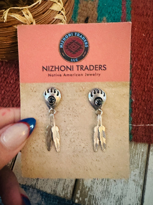 Old Pawn Navajo Onyx & Sterling Silver Bear Paw Feather Dangle Earrings