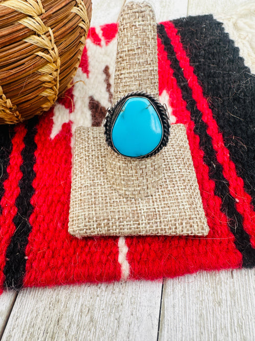 Old Pawn Handcrafted Turquoise & Sterling Silver Ring Size 9