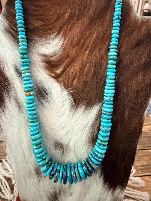Old Pawn Handcrafted Turquoise Beaded 20” Necklace
