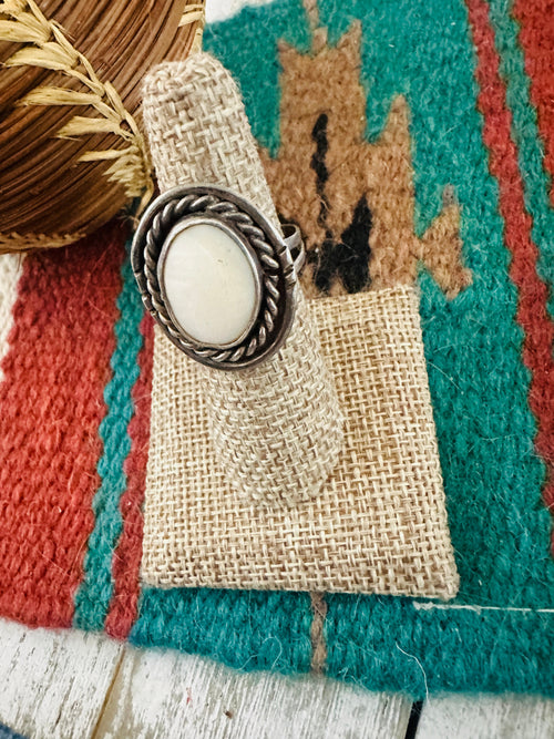 Handcrafted Old Pawn Sterling Silver & Mother of Pearl Ring Size 6.5