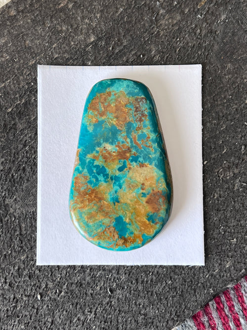 Hunky Pilot Mountain Turquoise Cabochon, PM001